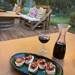 Bed & Breakfast Les Volets Verts Saint-Laurent-de-la-Cabrerisse