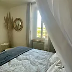 Bed & Breakfast Les Volets Verts Saint-Laurent-de-la-Cabrerisse