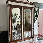 Les Volets Verts Bed & Breakfast 3*