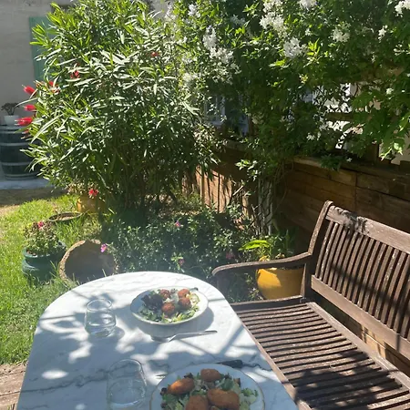 Les Volets Verts Frühstückspension