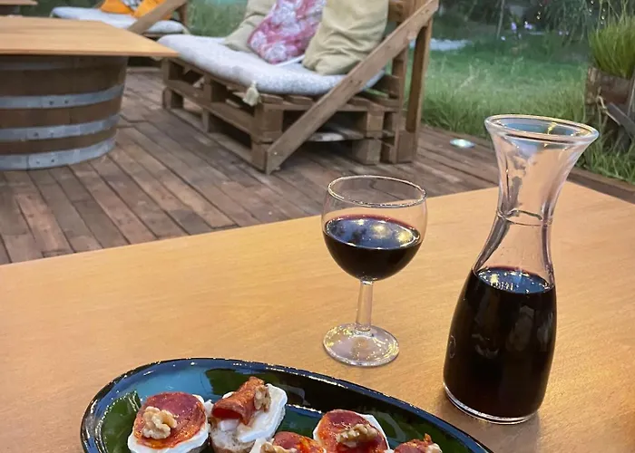 Bed & Breakfast Les Volets Verts Saint-Laurent-de-la-Cabrerisse